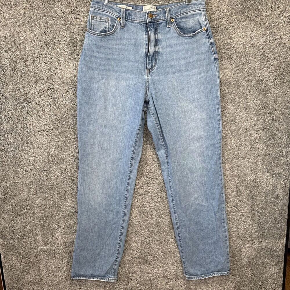 Universal Thread Vintage Straight Jeans Light Wash Size 10/30 Regular Light Wash